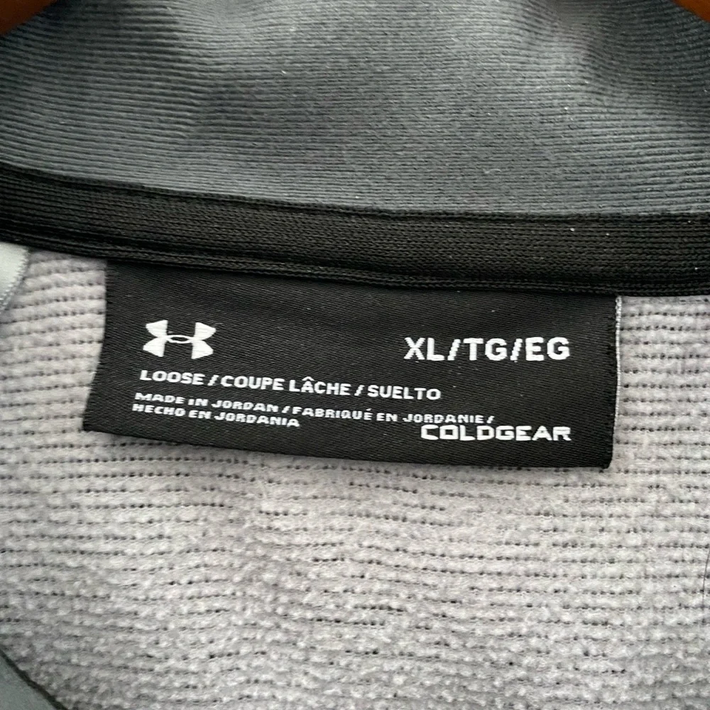 Under Armour Gray Men's Sweatshirt - Picture 3 of 3